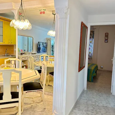 Playa Del Cura - Spacious Beachside *