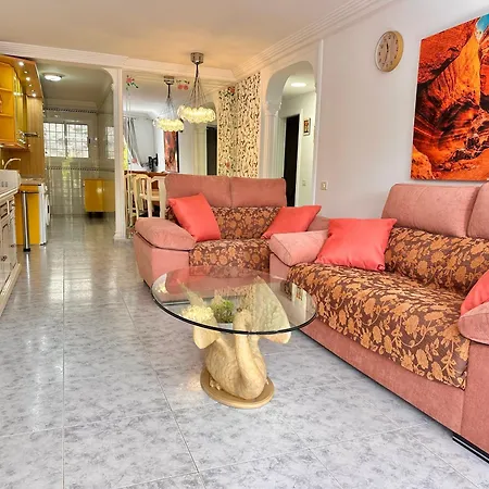 - Spacious Beachside Appartement Playa Del Cura (Gran Canaria)